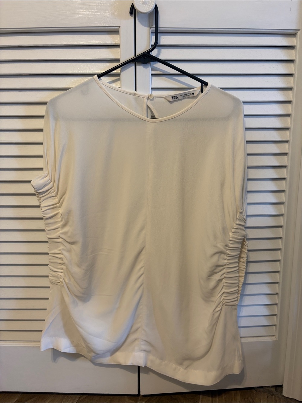 Zara Cream Short-Sleeve Blouse with Side Ruching